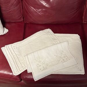 Elegant White Table Linens with Cream Accents